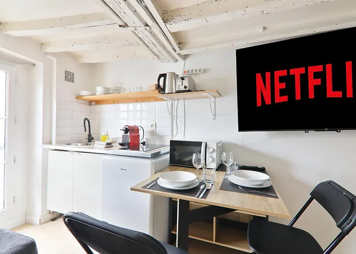 Studio Appartement Quartier Saint-Michel Notre-Dame 3 Free Netflix Paris, France
