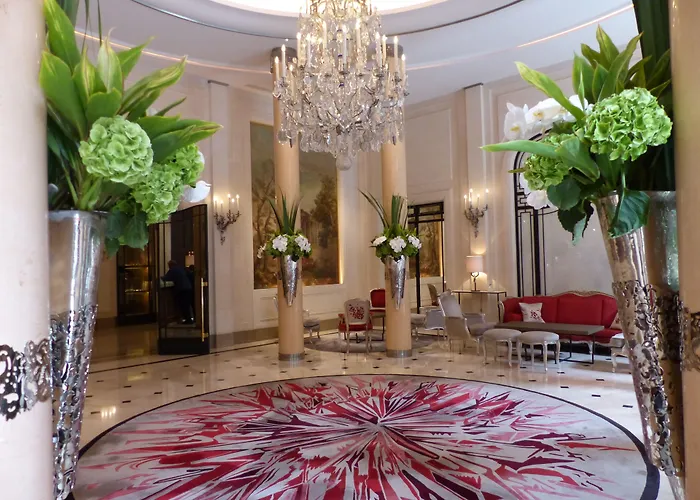Hotel Plaza Athenee - Dorchester Collection Paryż, Francja