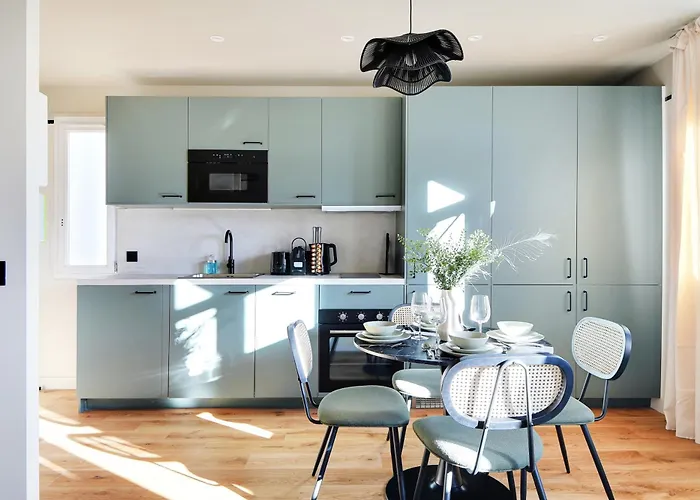 Pick A Flat'S Apartments In Daumesnil - Avenue Du General Bizot Paris, France