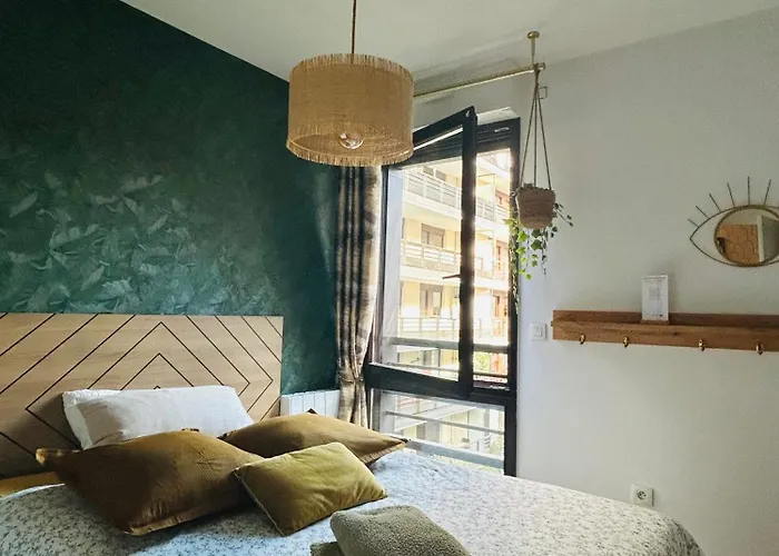 Les Chambres De David Paris, France