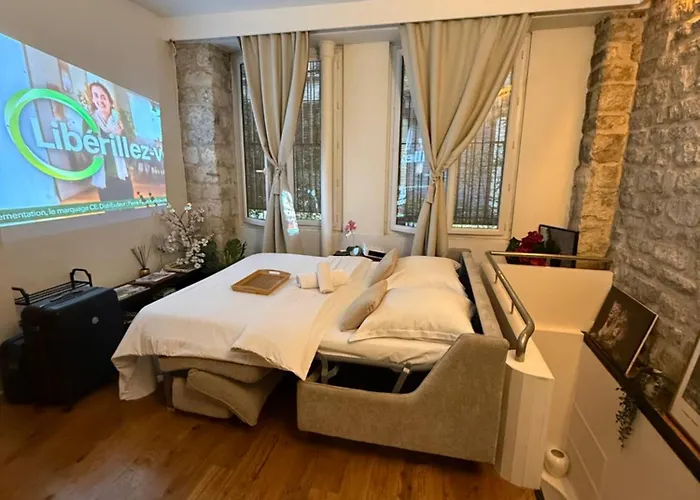 Amy Apartment Paris, France