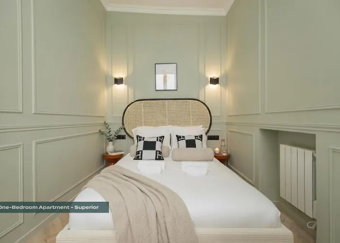 Poeticstay - Opera - Hanovre Paryż, Francja