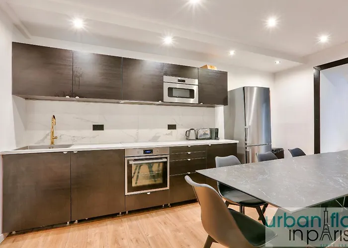 Urban Flat 103 - Spacious Flat Near Grands Boulevards Parigi, Francia