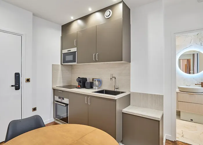 Rent A Room - Residence Meslay París, Francia