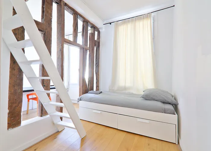 Appartement Mezzanine Quartier Chatelet Les Halles 4 Free Netflix Parigi, Francia