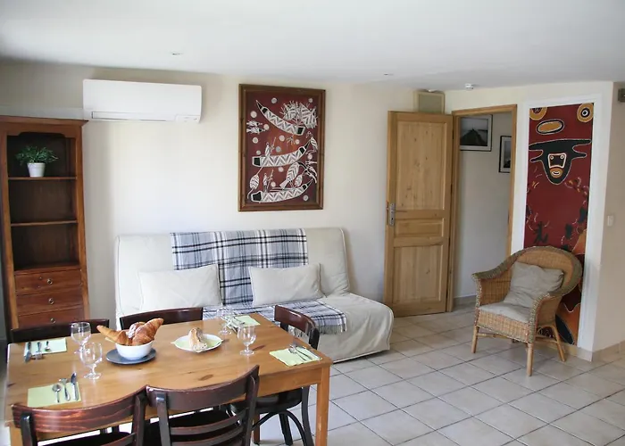 Appartement Lumineux Avec Balcon Au Coeur De París, Francia