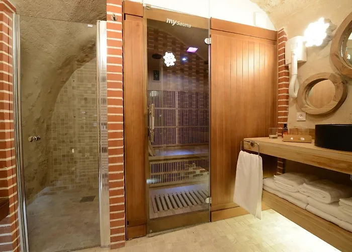 Loft Basfour-Paris Centre Tout Equipe Avec Sauna!-Paris 4E, France