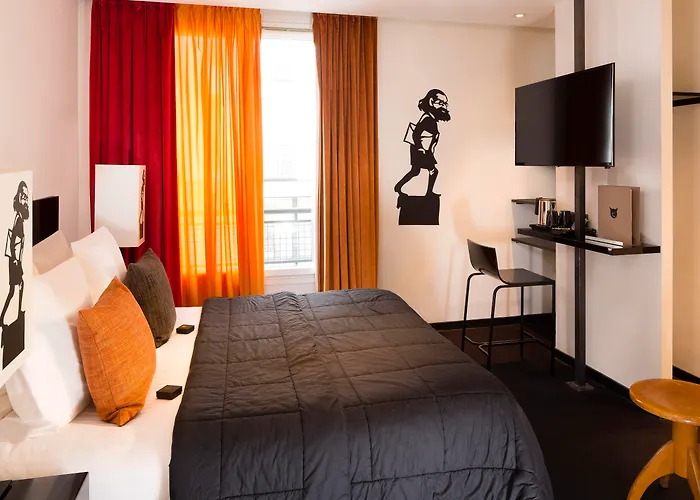 Hotel Le Chat Noir