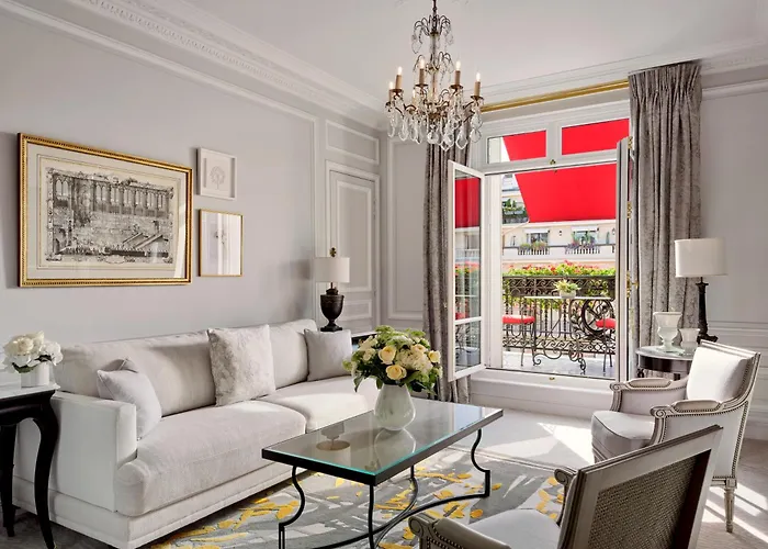 Hotel Plaza Athenee - Dorchester Collection