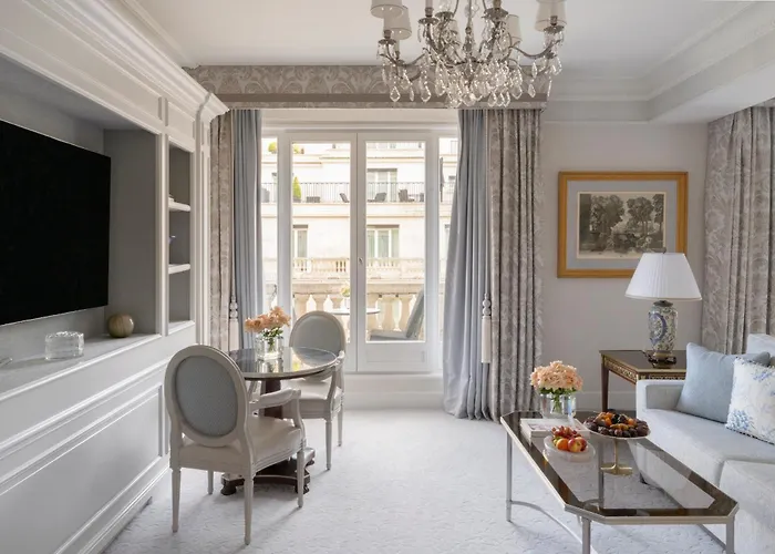 Four Seasons Hotel George V Paris