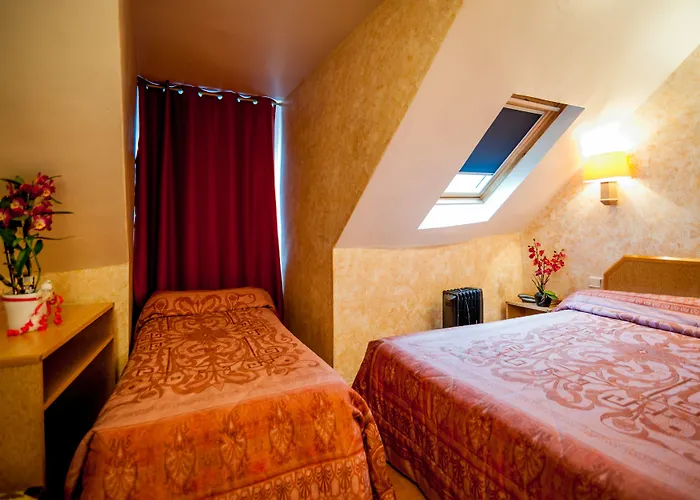 Hotel Leonard De Vinci 75011