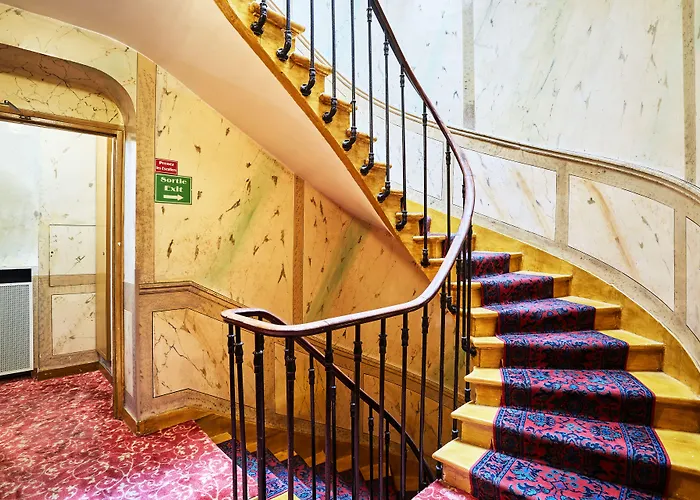 Hotel Tiquetonne
