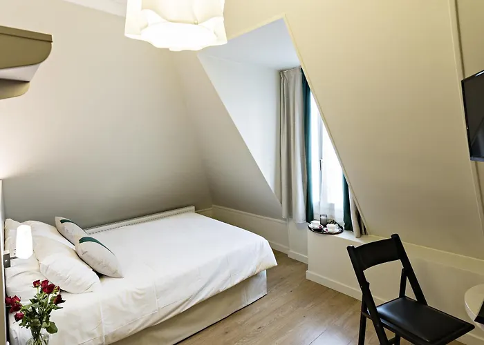 Modern Hotel