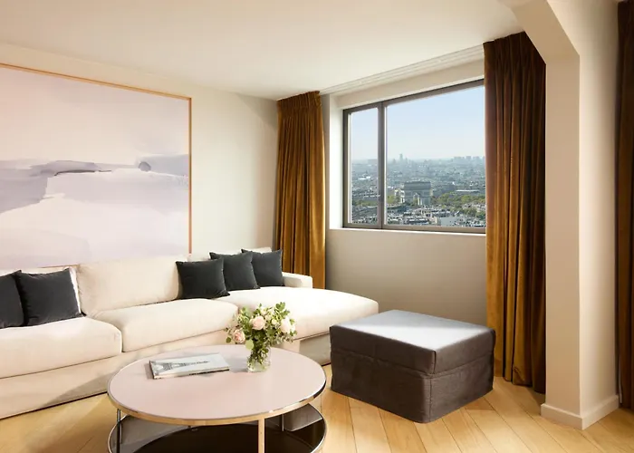 Hyatt Regency Paris Etoile