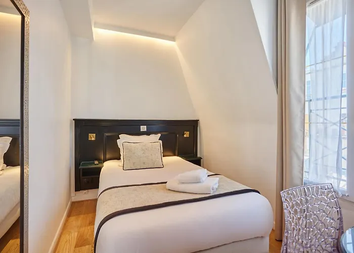 Hôtel Eiffel Rive Gauche